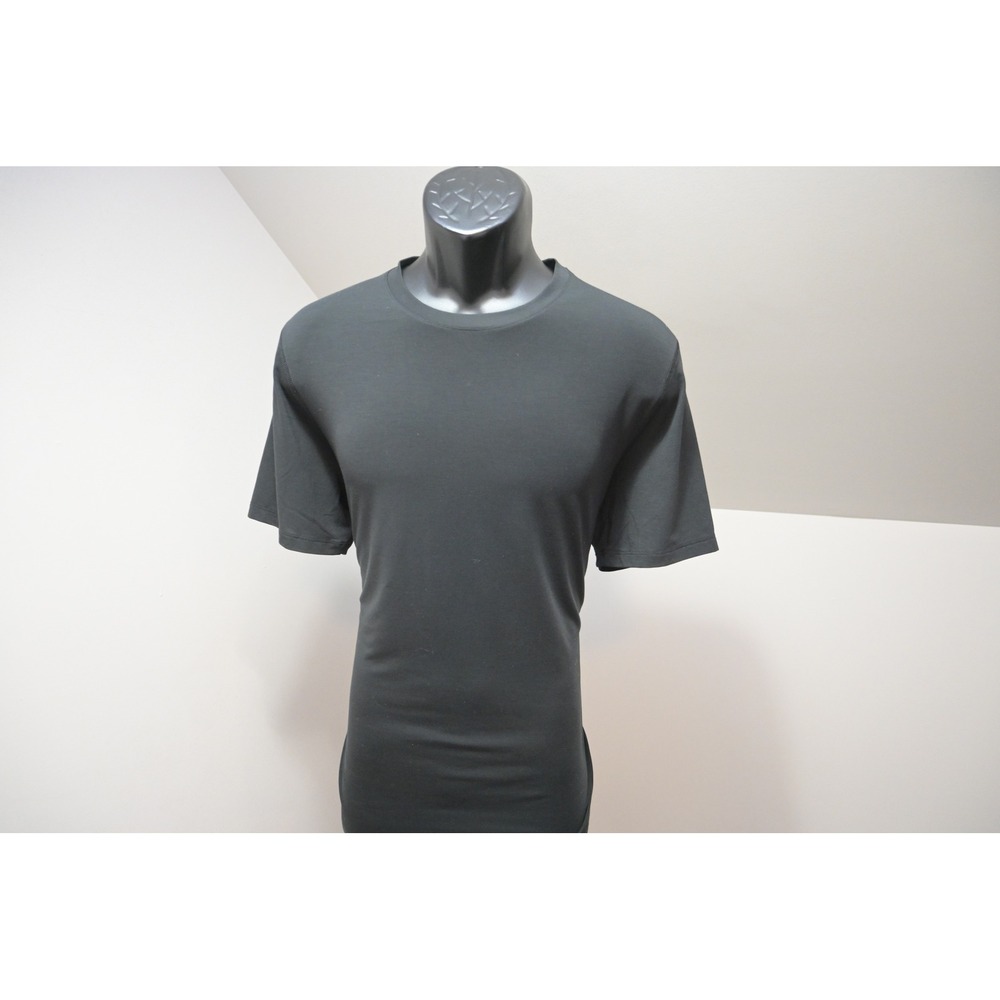VRST T-Shirt Mens Large Black Short Sleeve Activewear Crew Neck Excellent